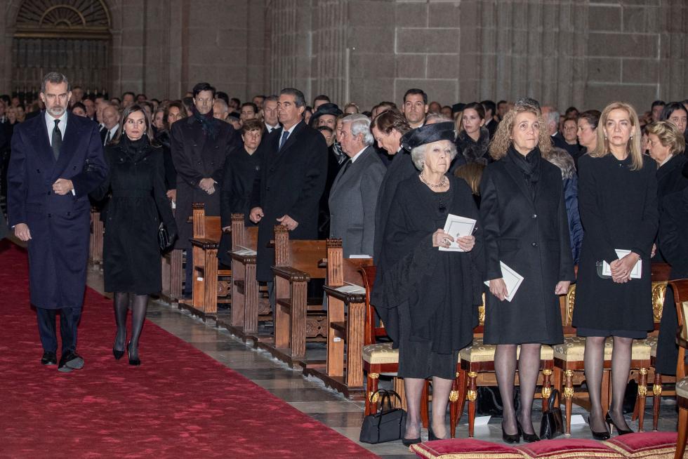 Funeral por la infanta Pilar en el Escorial.