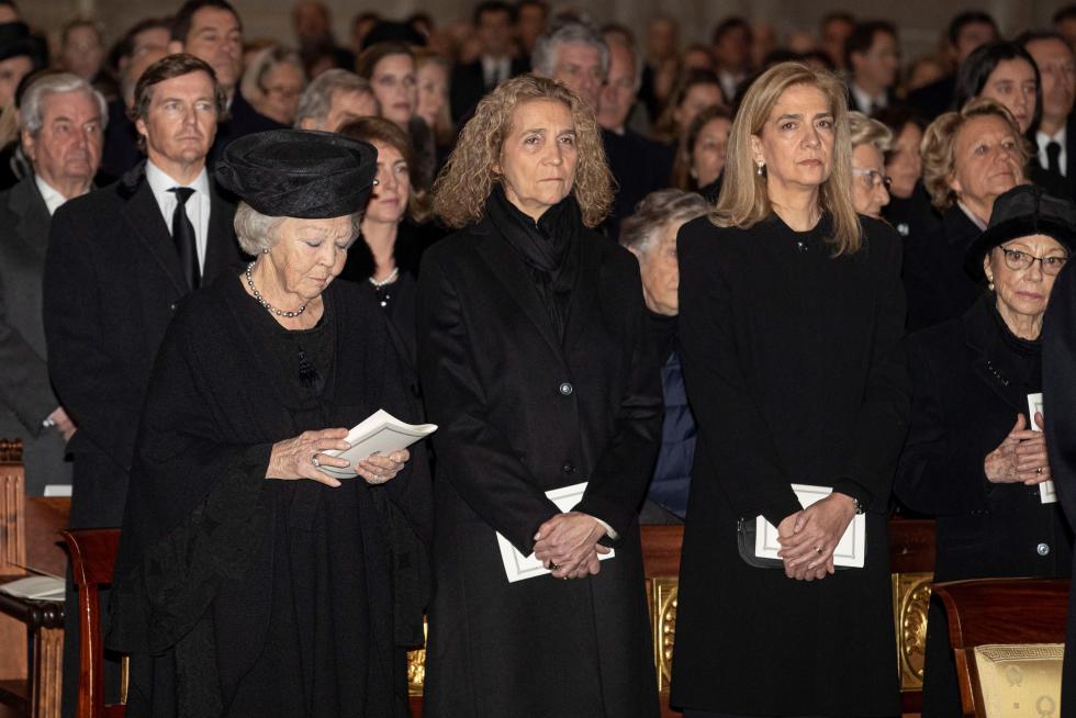 Funeral por la infanta Pilar en el Escorial.