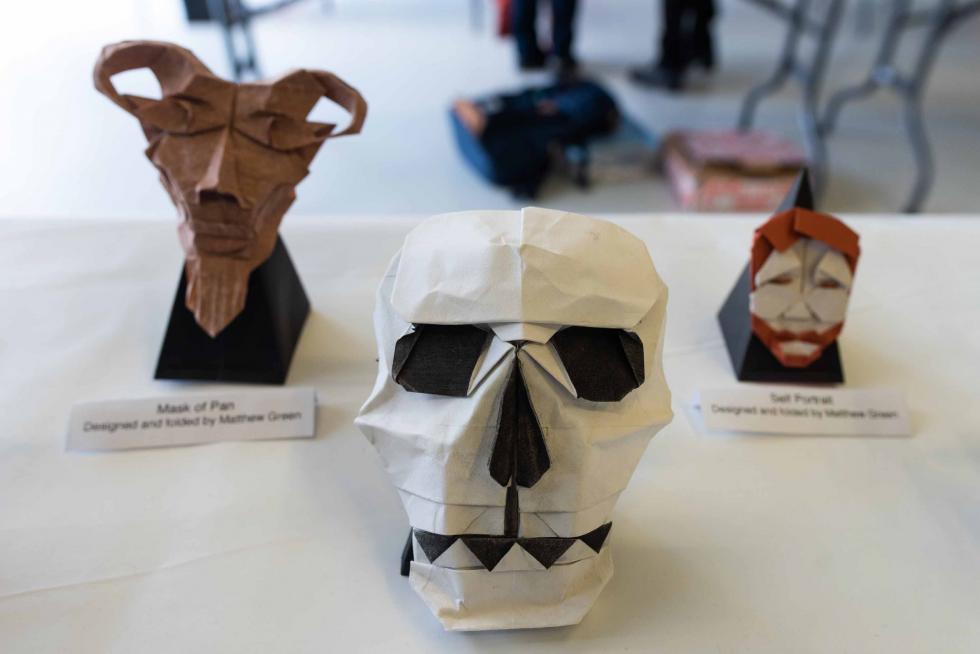 La exposición de origami en Etopia, Zaragoza, puede visitarse hasta este domingo