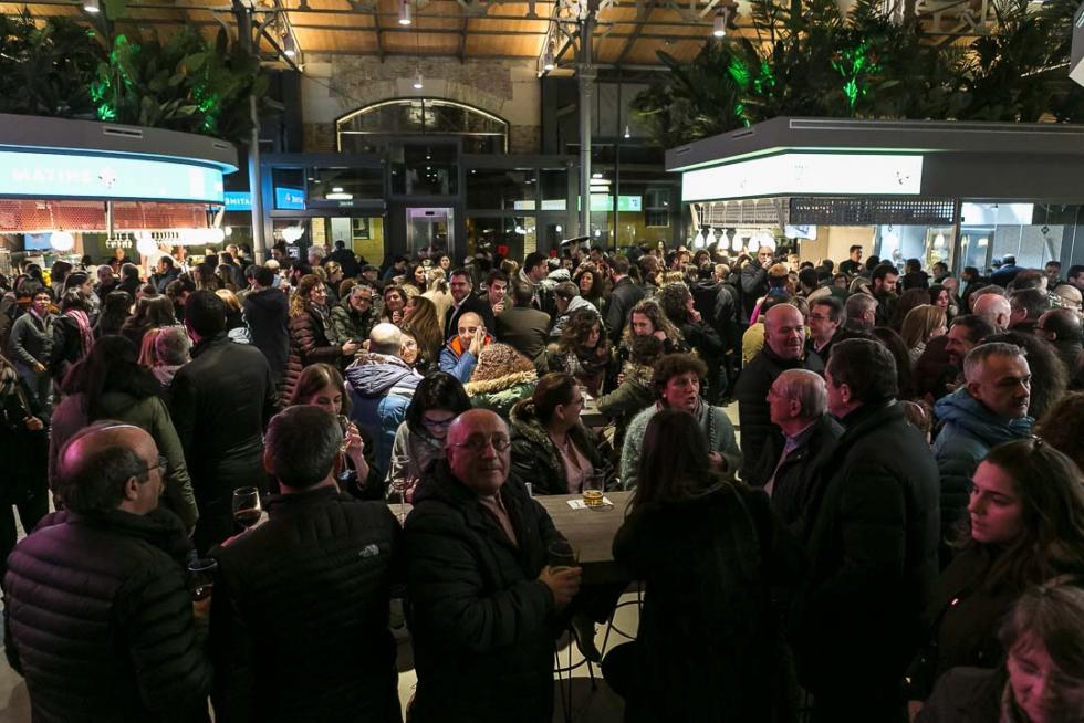 Ocio nocturno en el Mercado Central de Zaragoza.