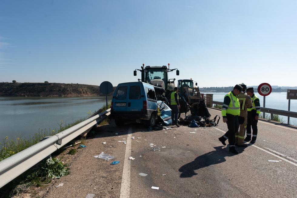Accidente en la A-230 en Caspe