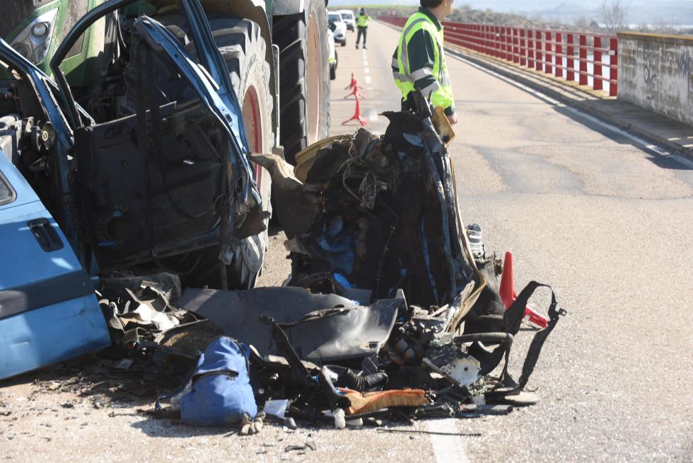 Accidente en la A-230 en Caspe