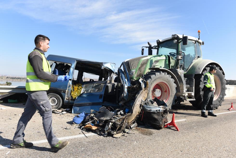 Accidente en la A-230 en Caspe