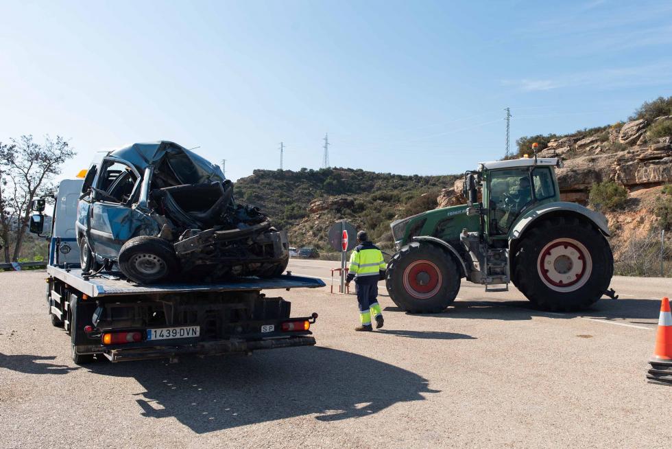 Accidente en la A-230 en Caspe