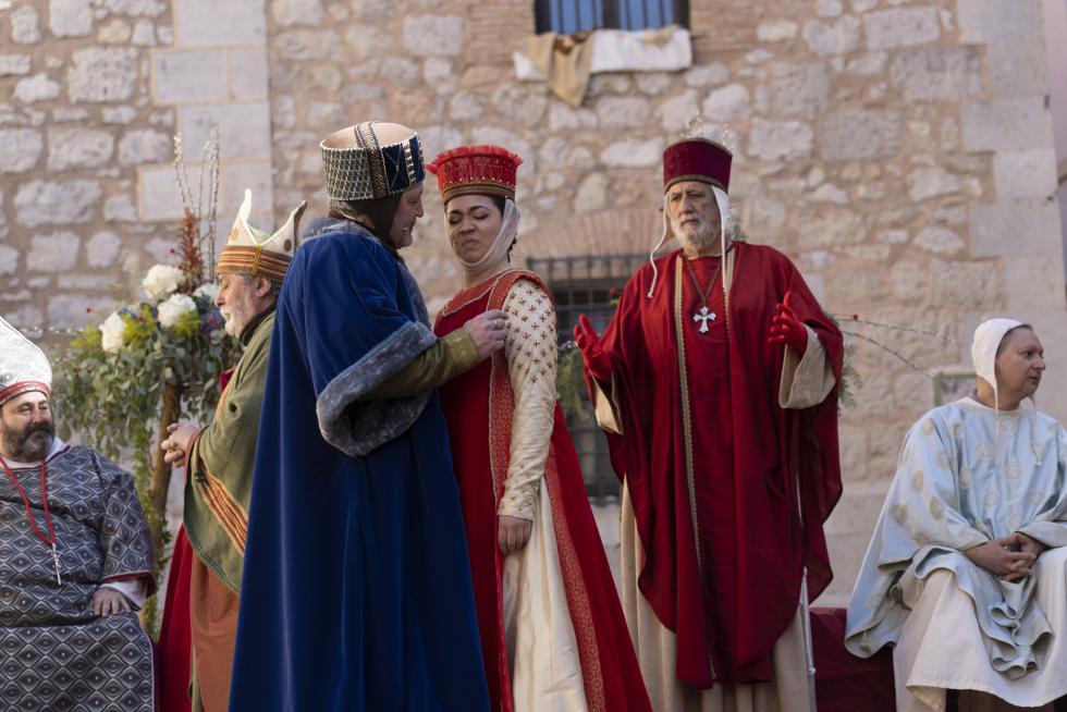 Representacion de la escena de la boda de Isabel de Segura y don pedro de Azagra