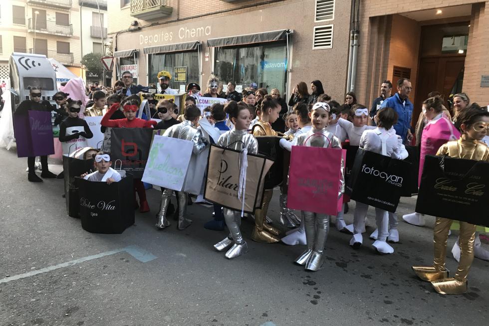 Ejea celebra un multitudinario carnaval con los más pequeños como protagonistas
