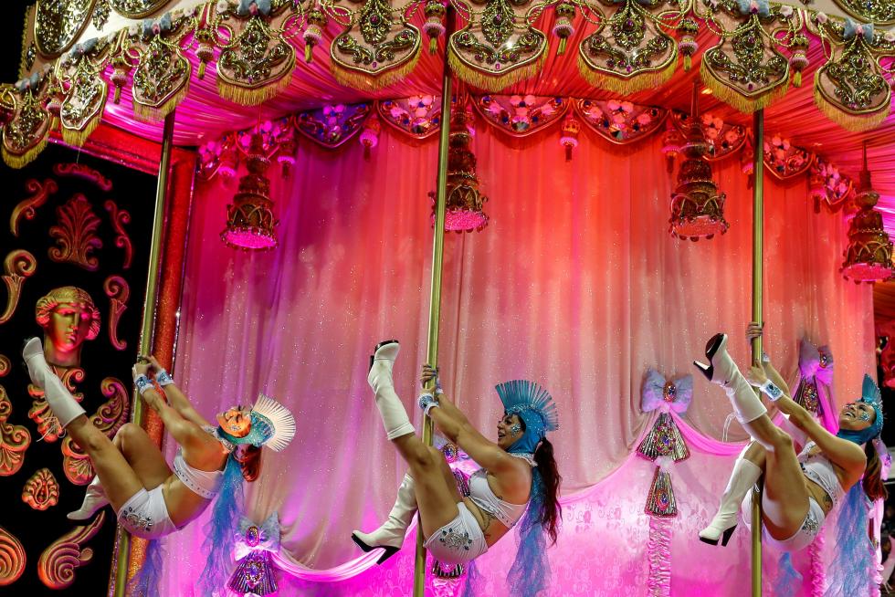 Marea de samba y color en el Carnaval de Brasil