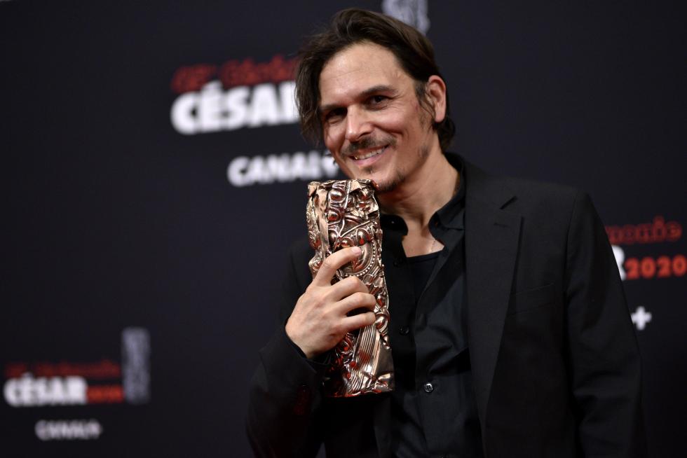 Paris (France), 28/02/2020.- French actress Anais Demoustier receives the best Actress award for 'Alice et le maire' during the 45th annual Cesar awards ceremony held at the Salle Pleyel concert hall in Paris, France, 28 February 2020. (Francia) EFE/EPA/YOAN VALAT Ceremony - Cesars 2020