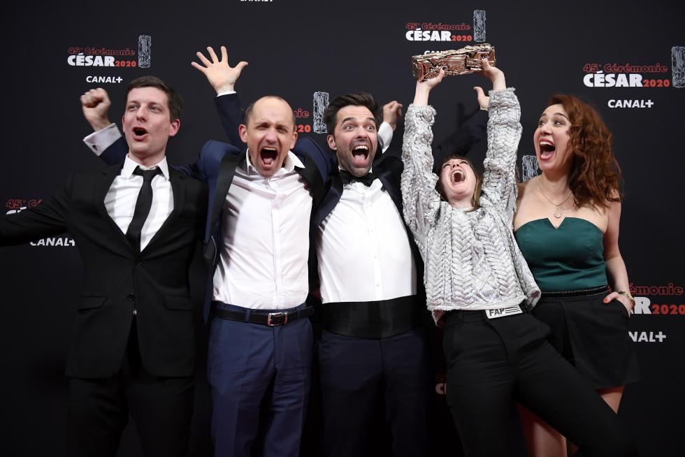 Paris (France), 28/02/2020.- Lyna Khoudri holding the Best Female Newcomer award and Mounia Meddour holding the Best First Film Award for 'Papicha' during the 45th annual Cesar awards ceremony held at the Salle Pleyel concert venue in Paris, France, 28 February 2020. (Francia) EFE/EPA/JULIEN DE ROSA Press Room - Cesars 2020