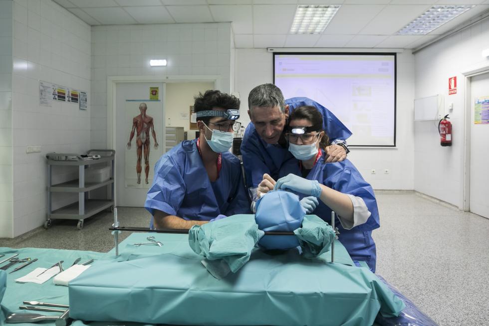 Curso sobre cirugía de nariz en el Servet.
