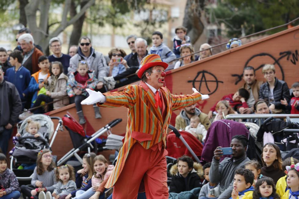 La Cincomarzada vuelve a congregar a miles de zaragozanos en el parque del Tío Jorge de Zaragoza