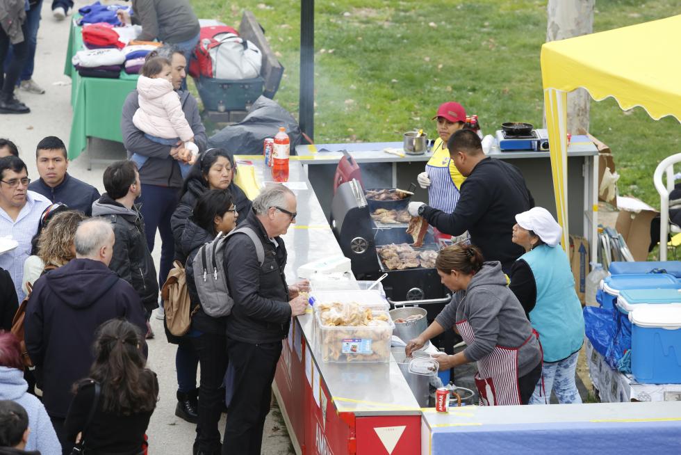 La Cincomarzada vuelve a congregar a miles de zaragozanos en el parque del Tío Jorge de Zaragoza