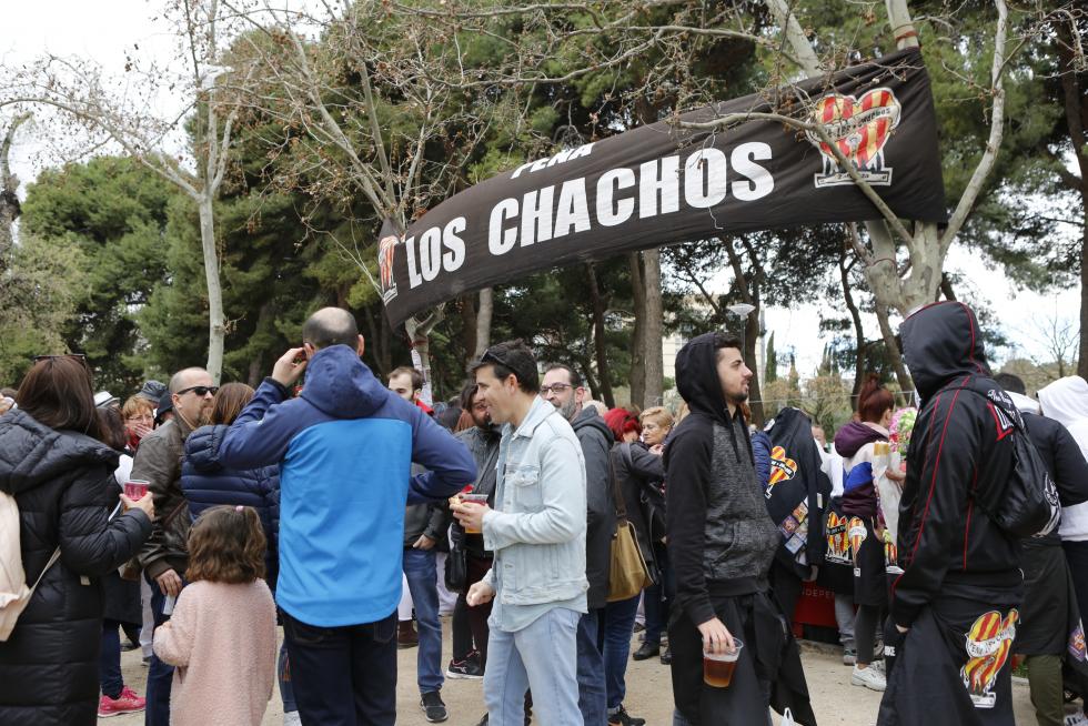 La Cincomarzada vuelve a congregar a miles de zaragozanos en el parque del Tío Jorge de Zaragoza