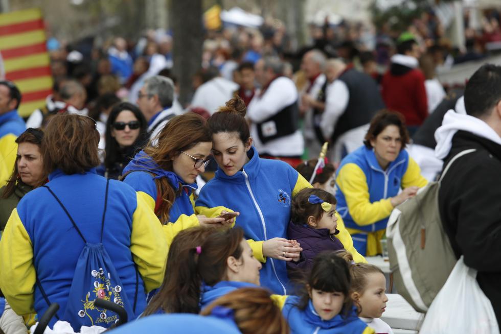 La Cincomarzada vuelve a congregar a miles de zaragozanos en el parque del Tío Jorge de Zaragoza