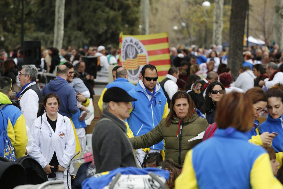 La Cincomarzada vuelve a congregar a miles de zaragozanos en el parque del Tío Jorge de Zaragoza