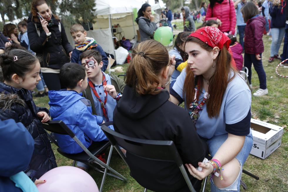 La Cincomarzada vuelve a congregar a miles de zaragozanos en el parque del Tío Jorge de Zaragoza