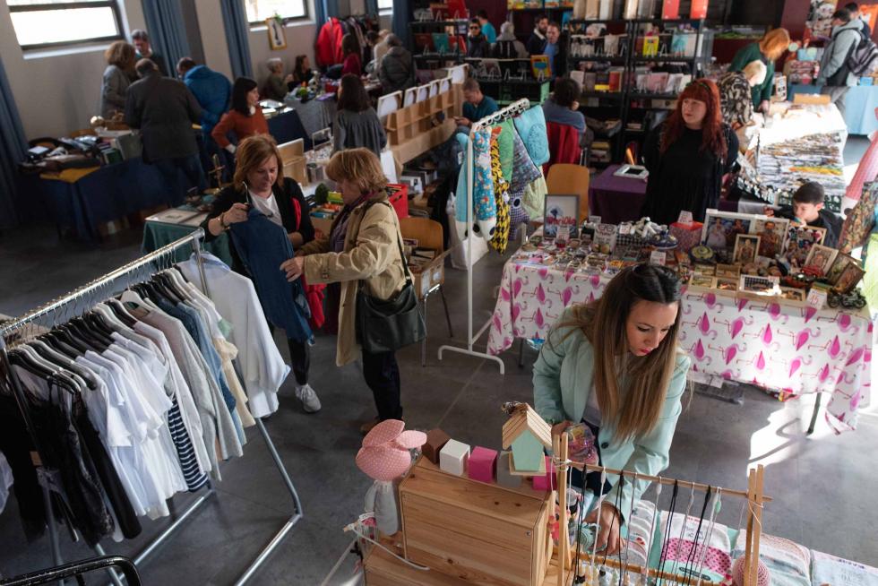 El Mercado de las Pulgas celebra su 23 edición en uno de sus emplazamientos habituales, la antigua Estación del Norte.