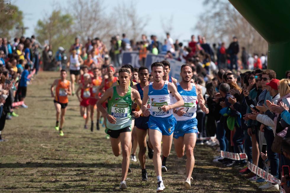 El Parque Lineal de Plaza en Zaragoza ha acogido el 102º Campeonato de España de campo a través.