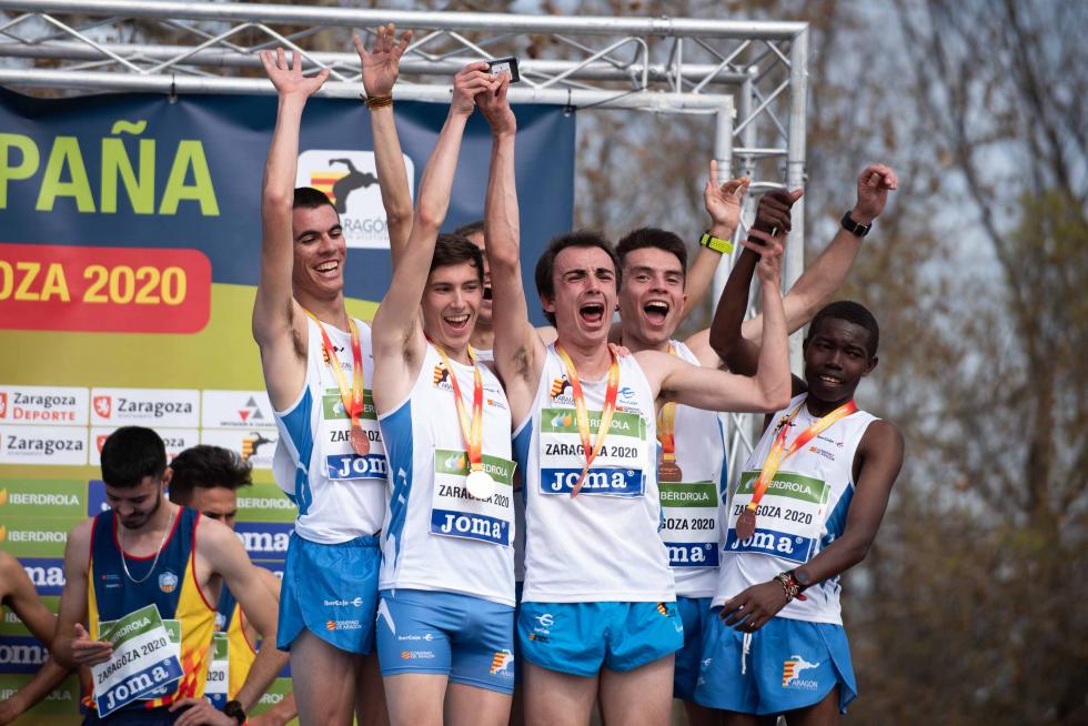 El Parque Lineal de Plaza en Zaragoza ha acogido el 102º Campeonato de España de campo a través.