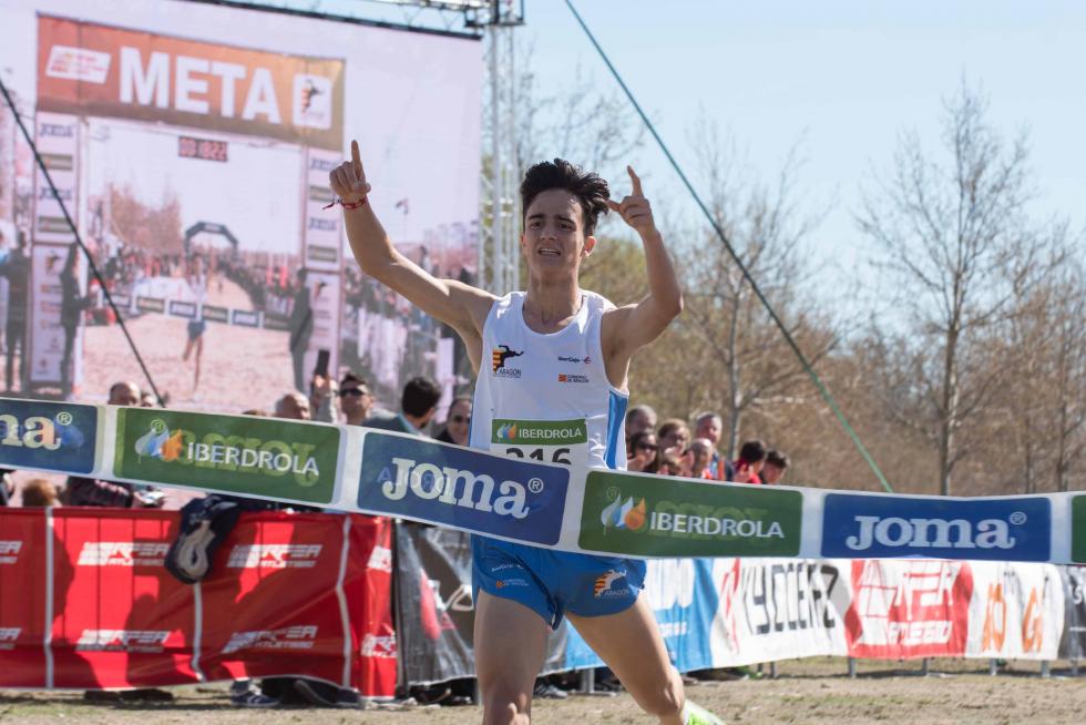 El Parque Lineal de Plaza en Zaragoza ha acogido el 102º Campeonato de España de campo a través.