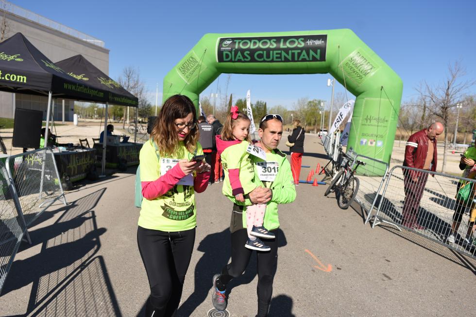 II Carrera y caminata solidaria por la Igualdad organizada por CSIF en el Parque del Agua en Zaragoza