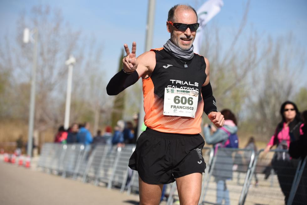 II Carrera y caminata solidaria por la Igualdad organizada por CSIF en el Parque del Agua en Zaragoza