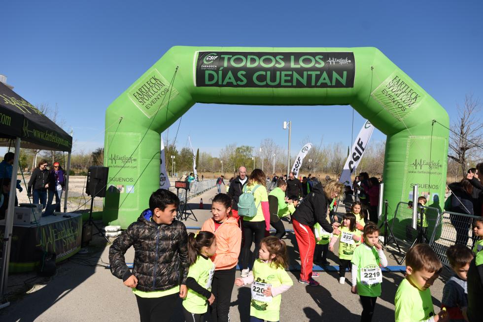 II Carrera y caminata solidaria por la Igualdad organizada por CSIF en el Parque del Agua en Zaragoza
