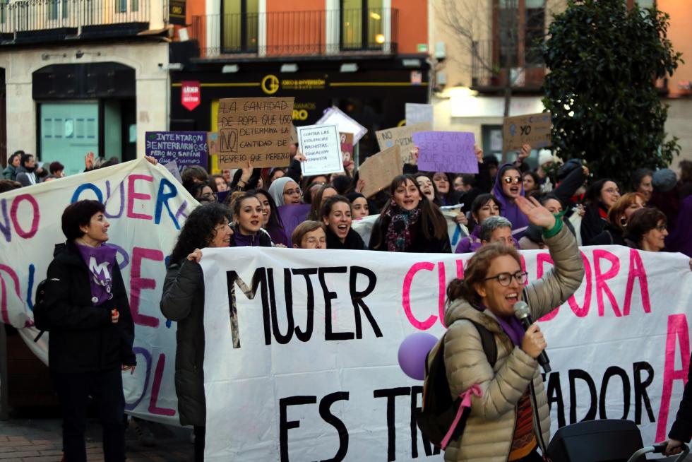 Manifestación del 8-M en las calles de Huesca.