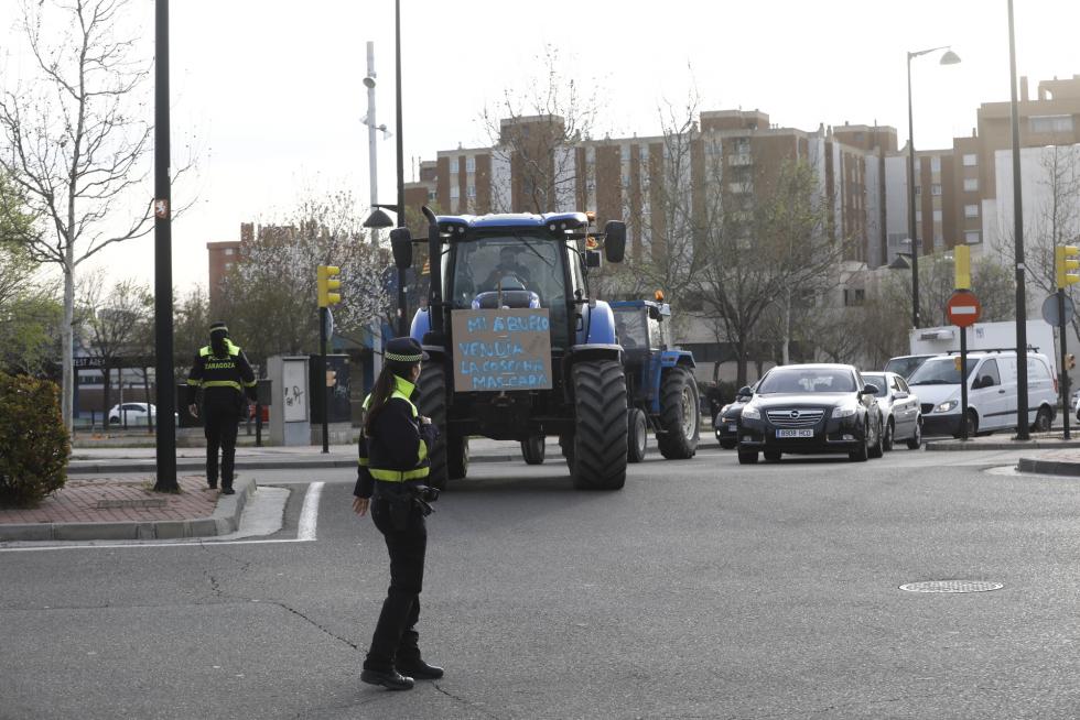 Los agricultores con sus tractores se preparan para tomar Zaragoza en una protesta que se prevé "histórica"