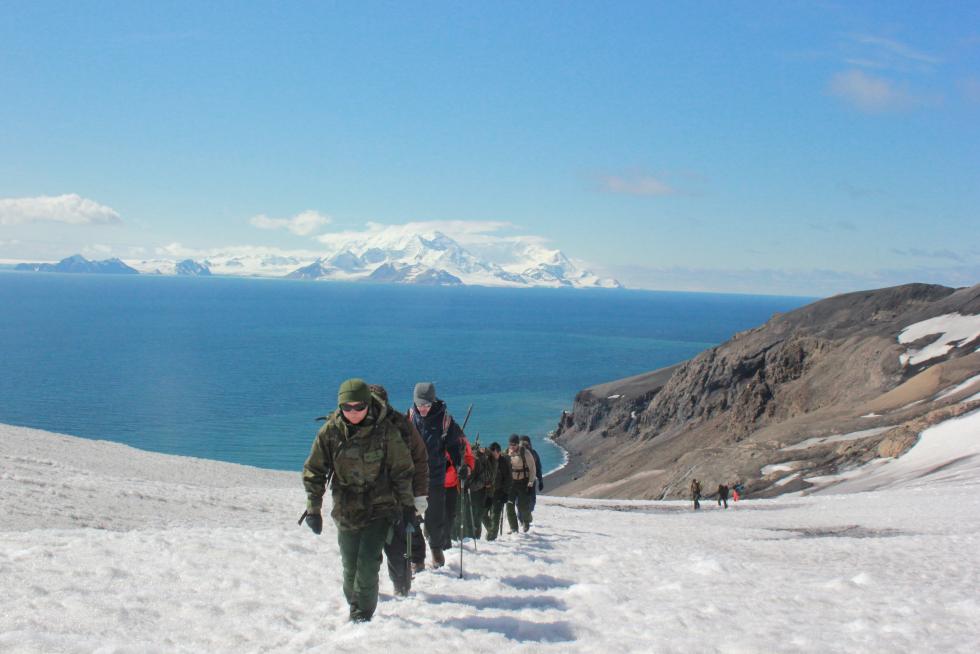 Trece militares, altamente especializados y cualificados, han participado en la XXXIII Campaña Antártica del Ejército de Tierra.