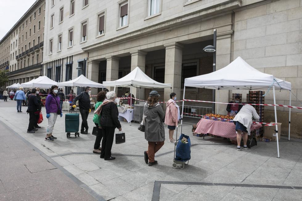 Primer día de apertura de mercadillo agroecológico.