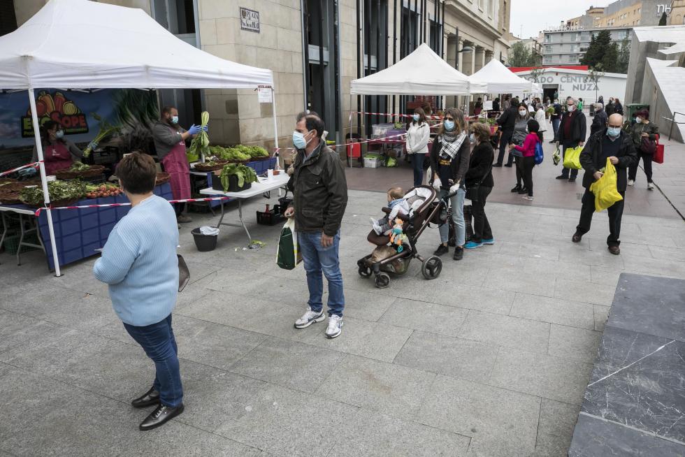 Primer día de apertura de mercadillo agroecológico.