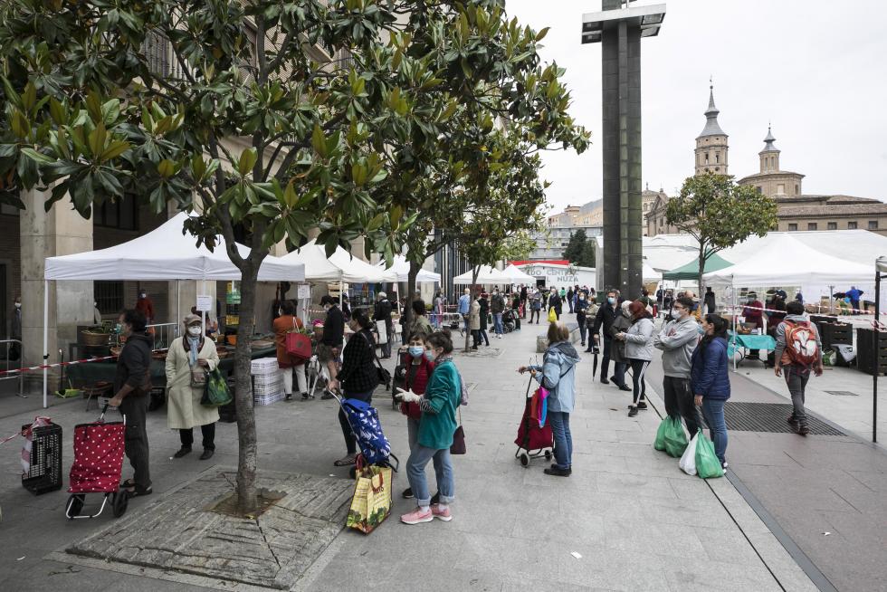 Primer día de apertura de mercadillo agroecológico.