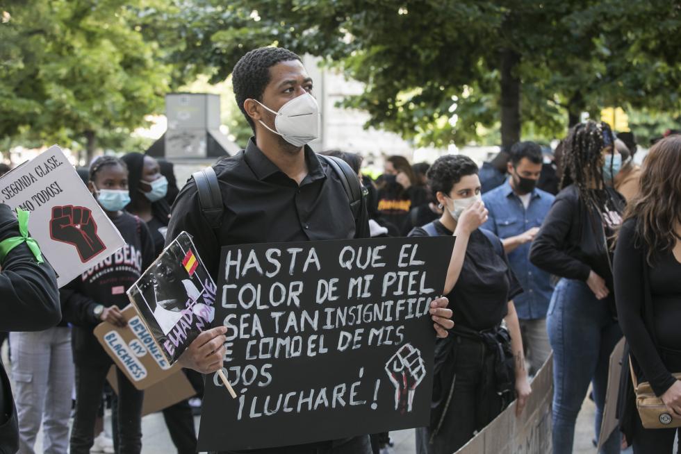 Manifestación contra el racismo en Zaragoza.