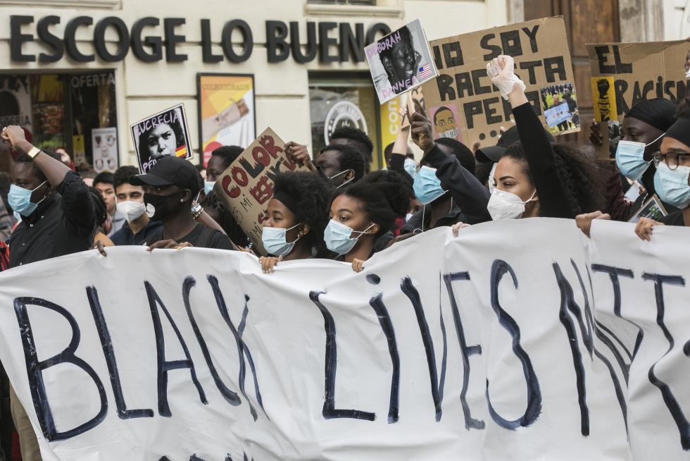 Manifestación contra el racismo en Zaragoza.
