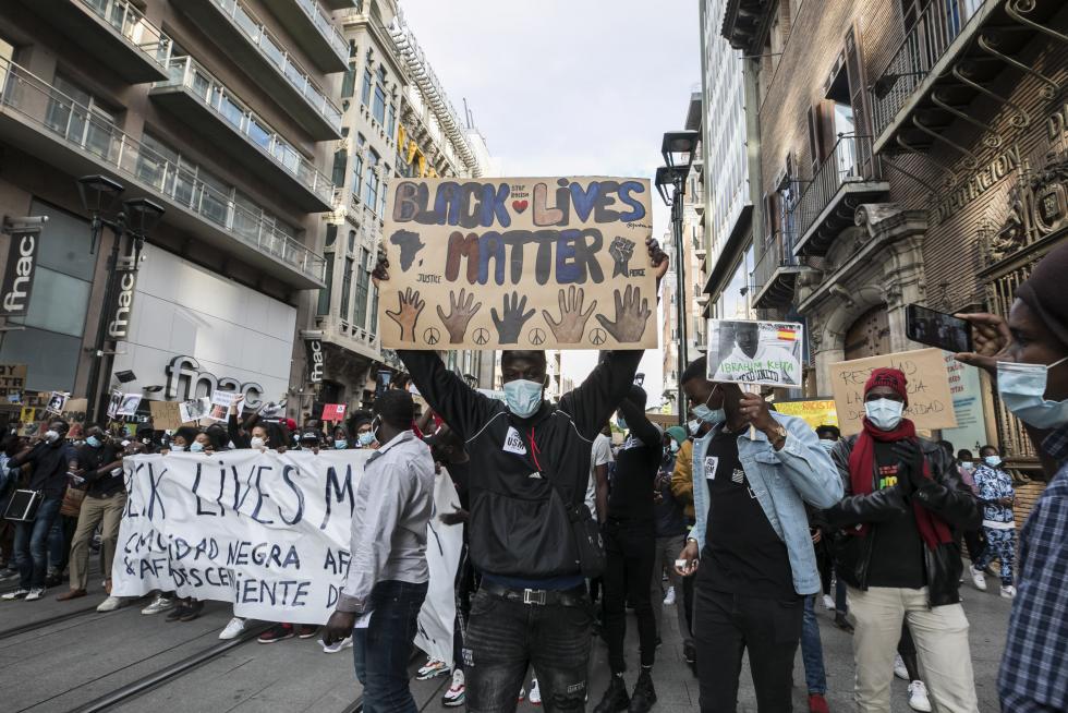 Manifestación contra el racismo en Zaragoza.