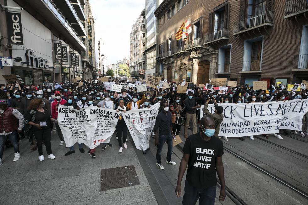 Manifestación contra el racismo en Zaragoza.