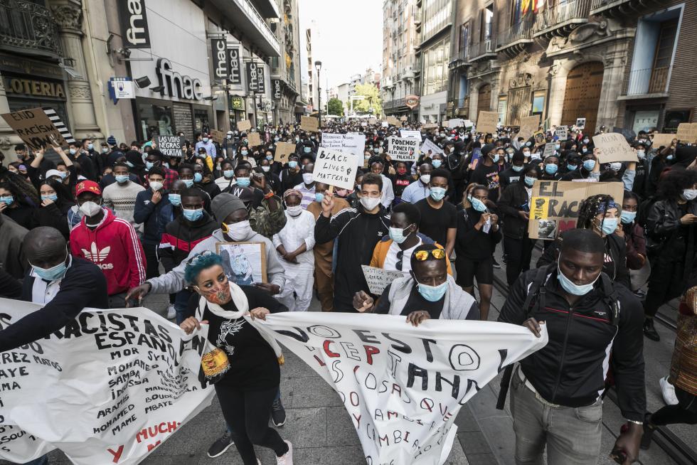 Manifestación contra el racismo en Zaragoza.