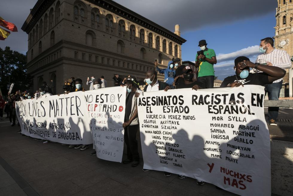 Manifestación contra el racismo en Zaragoza.