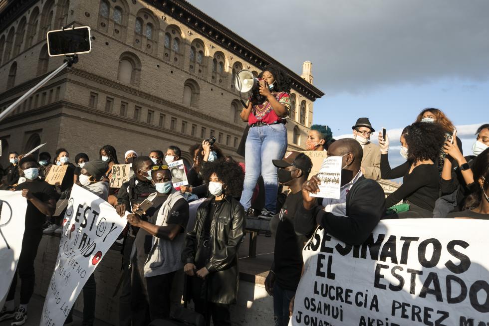 Manifestación contra el racismo en Zaragoza.