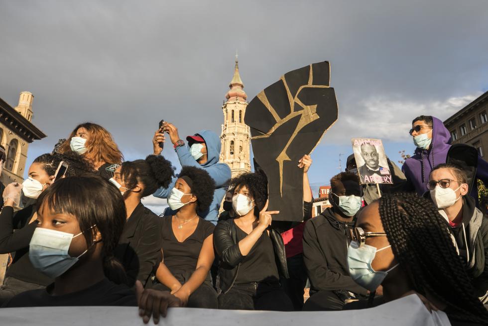 Manifestación contra el racismo en Zaragoza.
