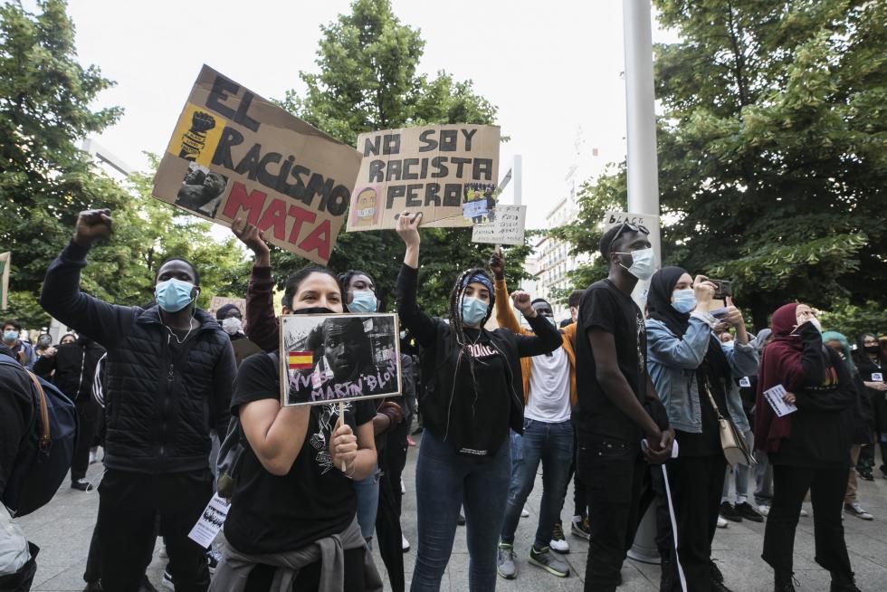 Manifestación contra el racismo en Zaragoza.
