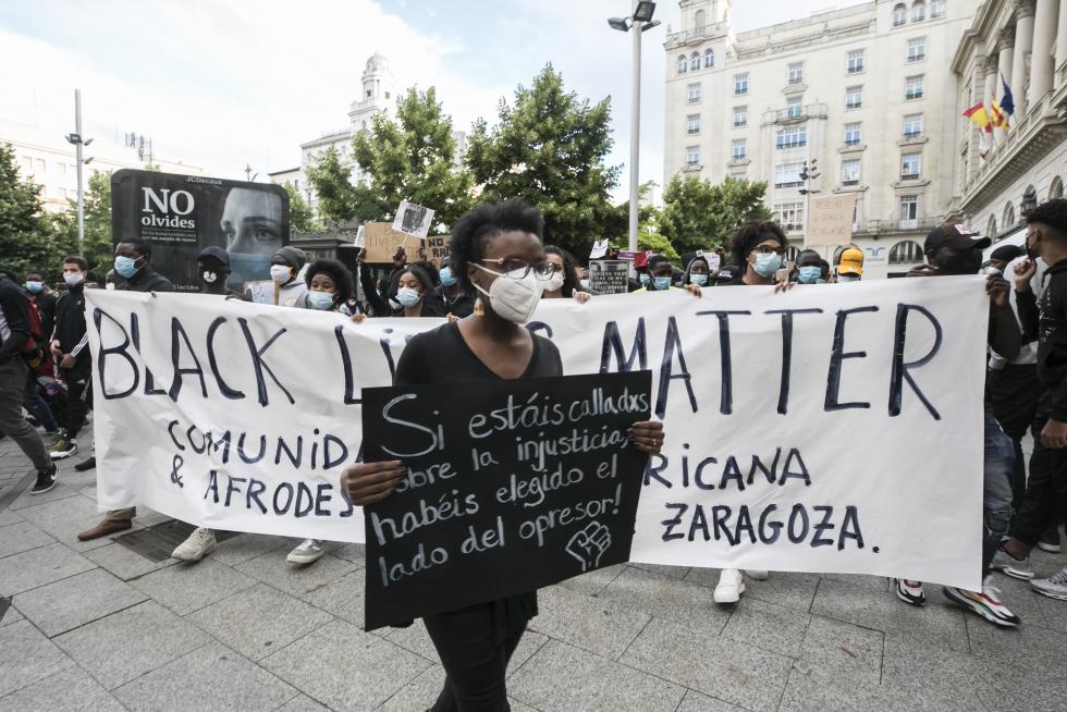 Manifestación contra el racismo en Zaragoza.