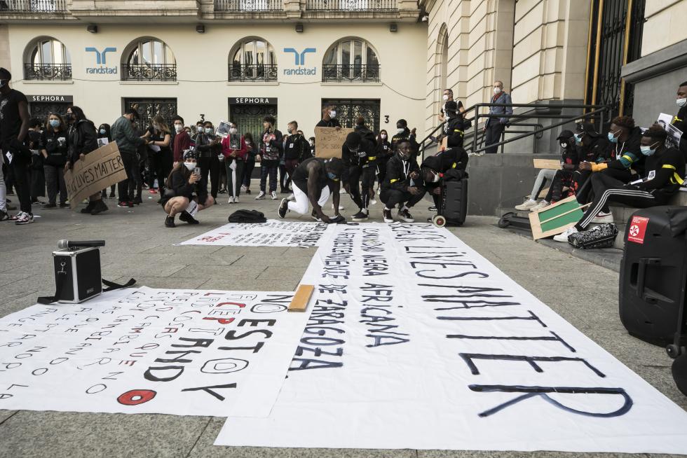 Manifestación contra el racismo en Zaragoza.