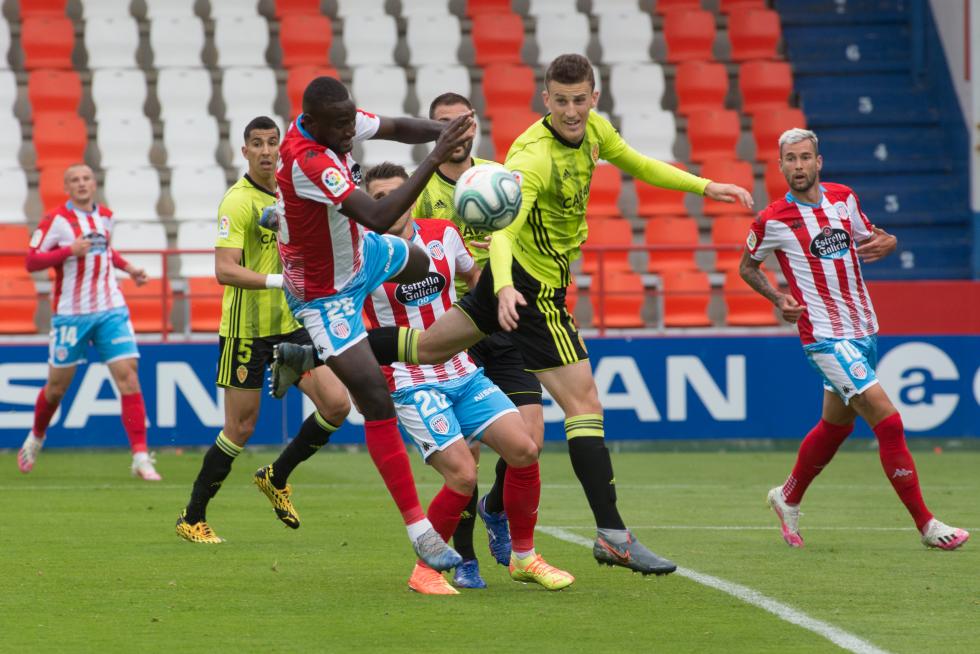 Fotos del partido Lugo-Real Zaragoza, de Segunda División, en el Anxo Carro