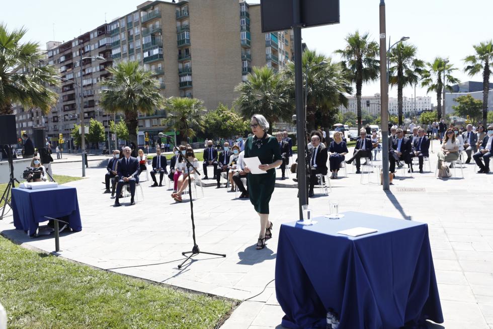 Homenaje en Zaragoza a las víctimas de la pandemia.