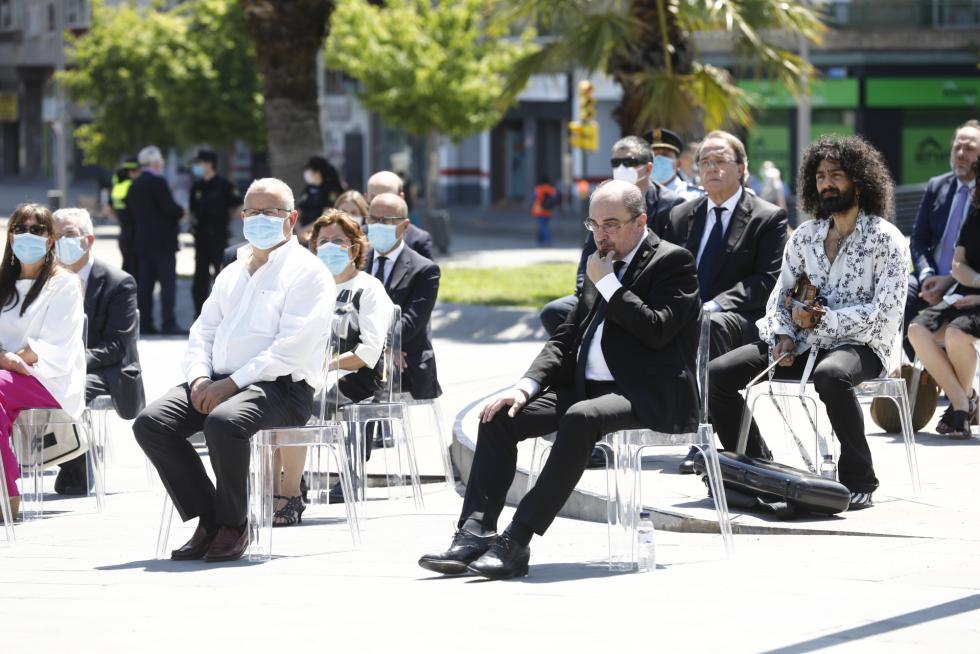 Homenaje en Zaragoza a las víctimas de la pandemia.