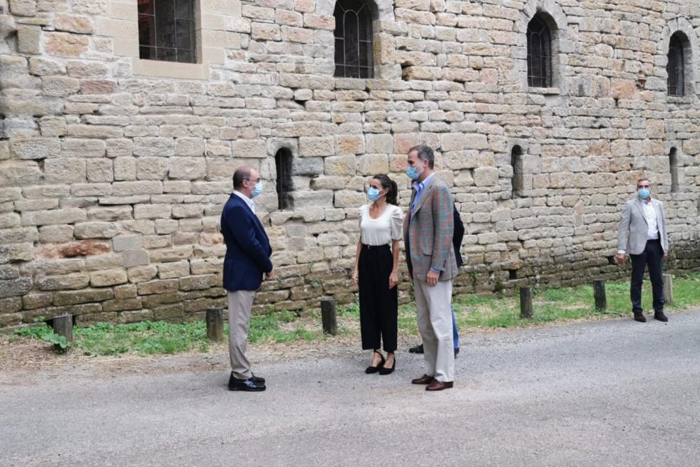 Visita de los Reyes a San Juan de la Peña y a Jaca.