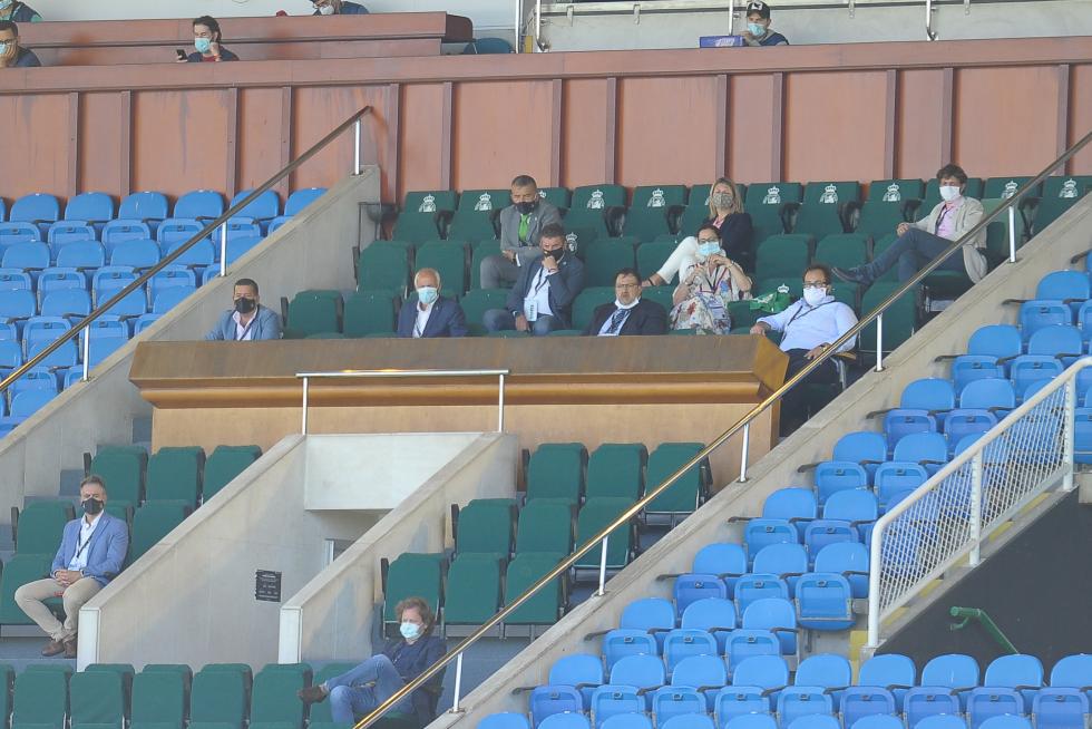 Partido del Racing de Santander contra la SD Huesca, en El Sardinero.