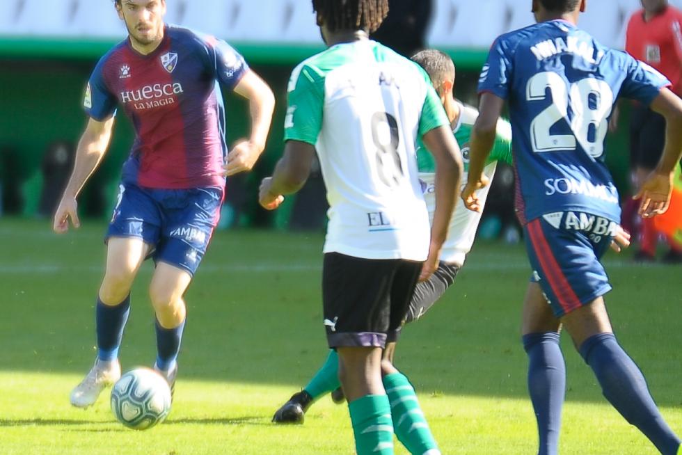 Partido del Racing de Santander contra la SD Huesca, en El Sardinero.